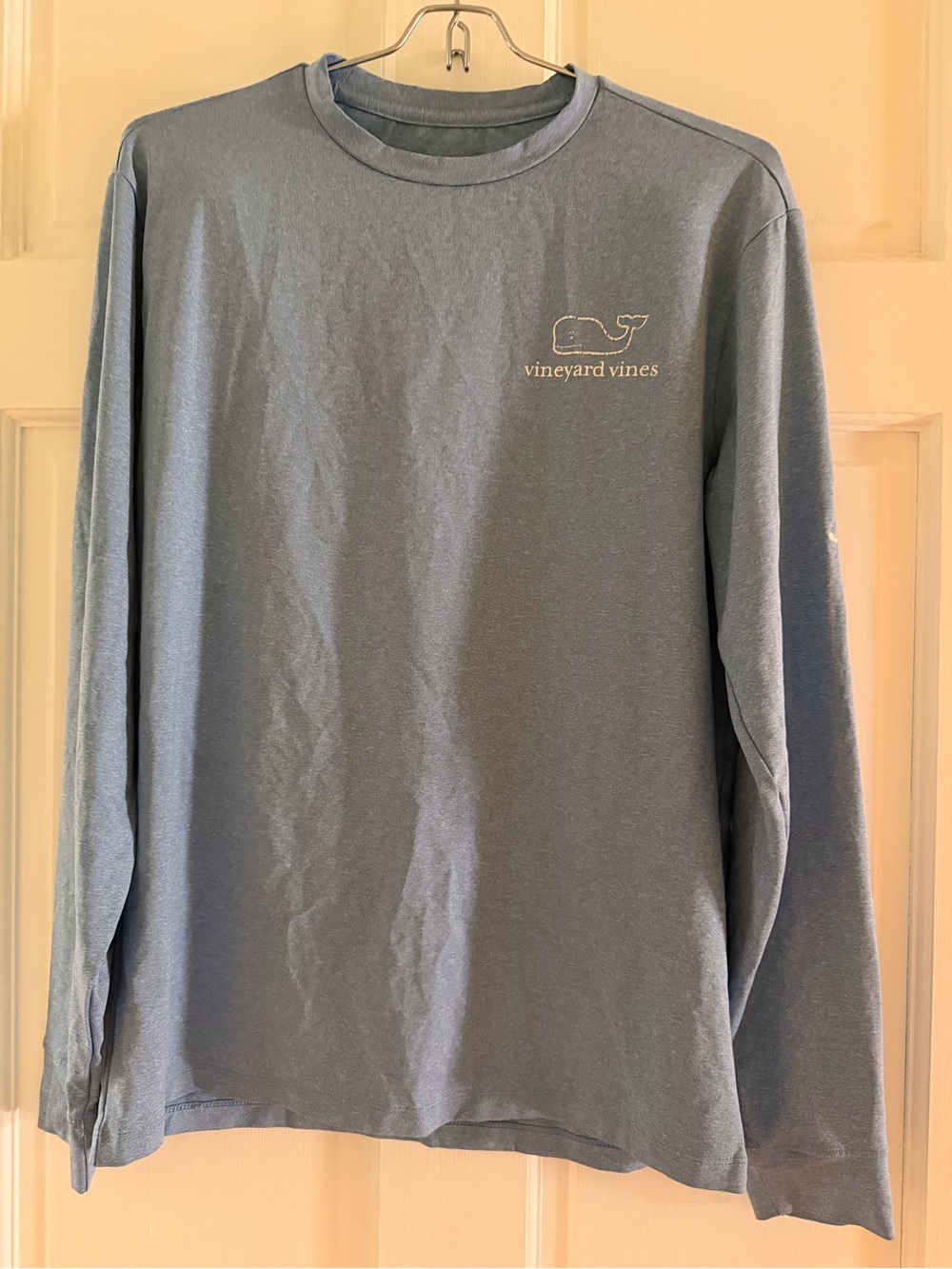 Vineyard Vines Men's Long-Sleeve Dry-fit with bag